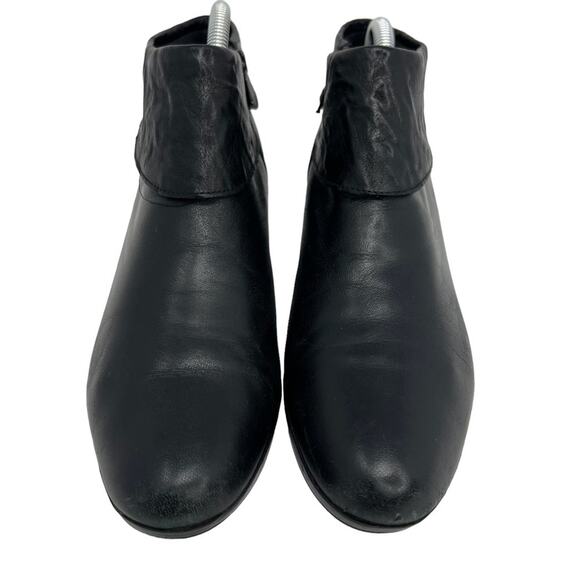 Munro American Booties Black Womans Size 9.5 - Picture 2 of 13